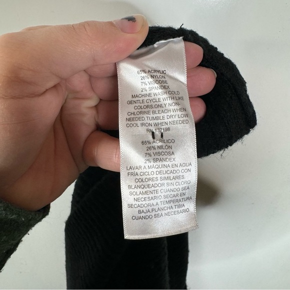 Danielle Bernstein Black Oversized Cropped Cardigan Size Large - Picture 4 of 4